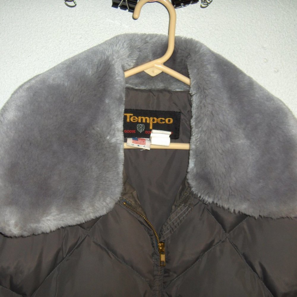 Tempco Coat Goose Down Insulation Measures 46" Chest - Picture 3 of 8